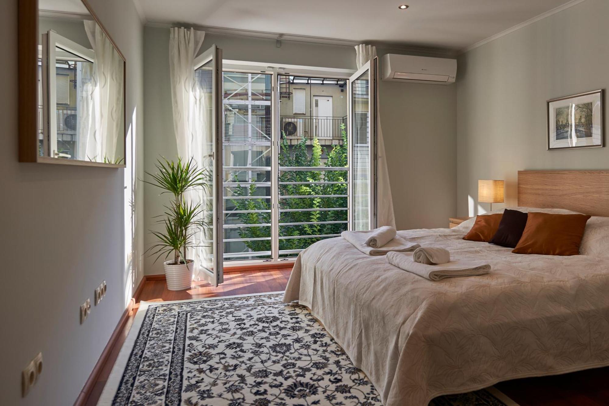 Budapest Harmony Apartments Luaran gambar